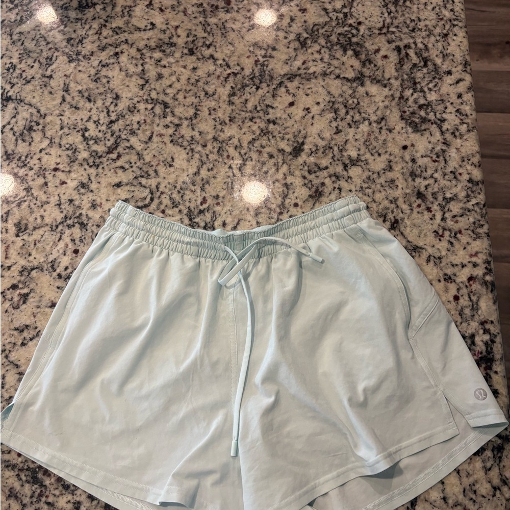 Lululemon court high rise shorts